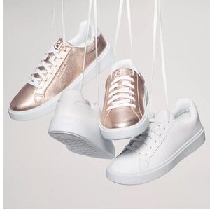 Cole Haan Grand cross court white tennis shoes 👟